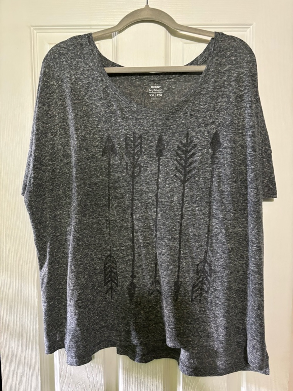 Old Navy Boyfriend Tee in Heather Charcoal